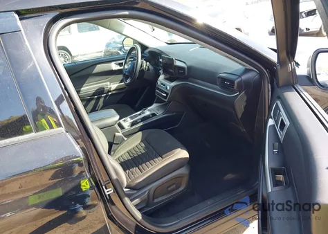 2021 Ford Explorer Xlt from USA, damaged, VIN 1FMSK8DHXMGB40910